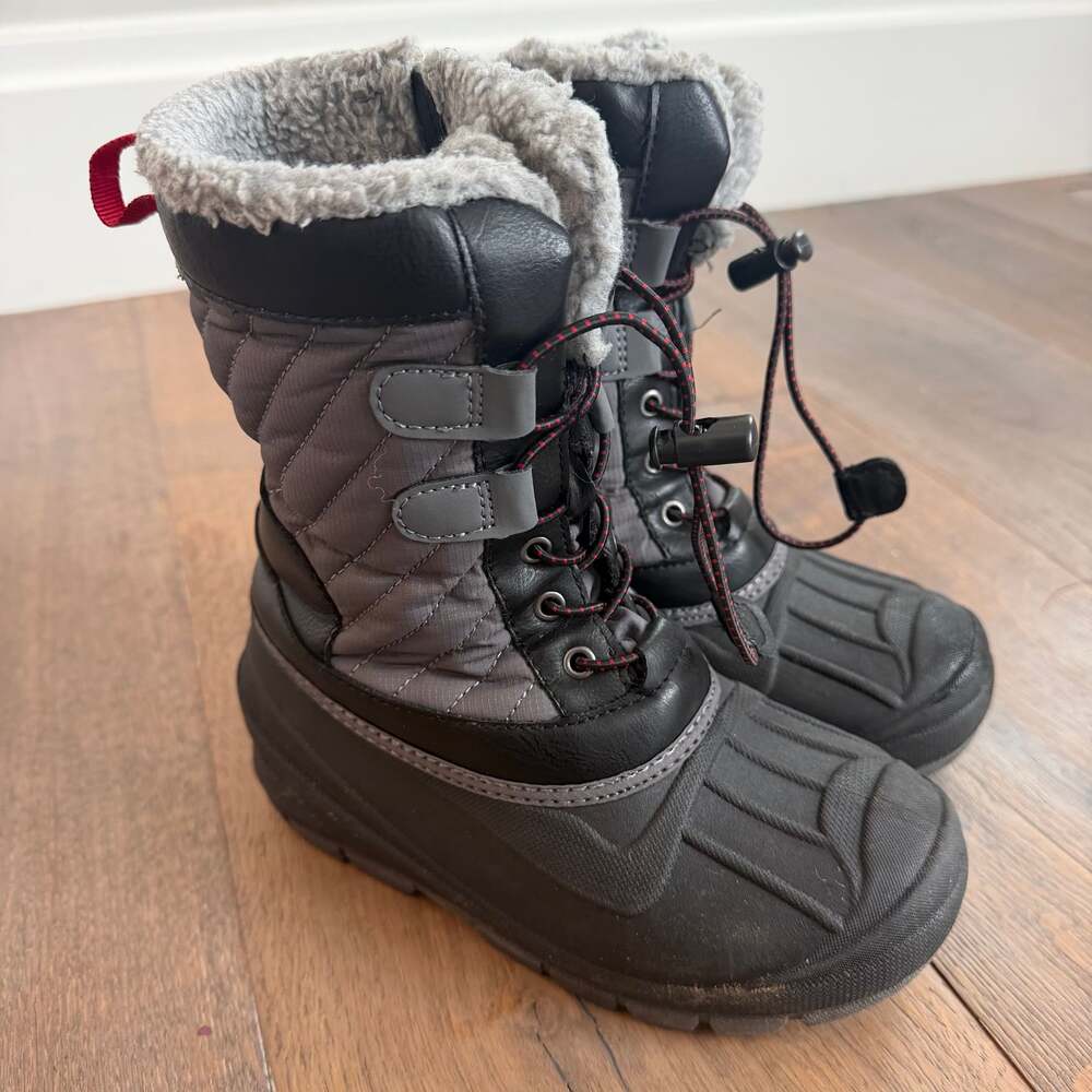 Cat & Jack Kids Black Faux Fur Lined Collar Thermolite Winter Boots Size 6
